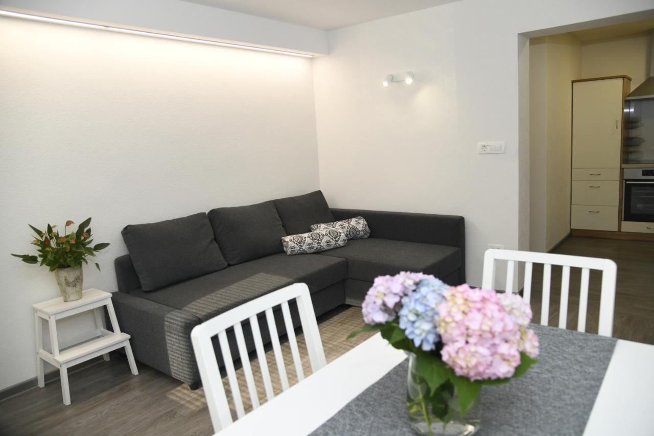 Apartma Pri Lipi بوينج المظهر الخارجي الصورة